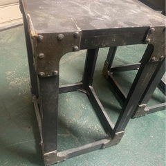 ヴィンテージ風ラック　スツール　2台まとめ　小物ラック　インダストリアルデザインの画像