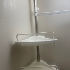 差し上げます　ニトリ　浴室突っ張りコーナーの画像
