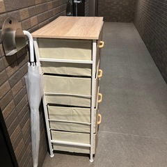 収納家具の画像