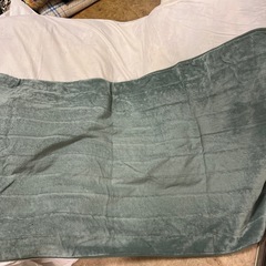 掛け布団2、敷布団1、毛布２枚、敷パットの画像
