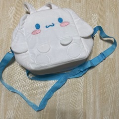 キティ×ポンデライオン　ブランケットとシナモンロール　ショルダーバッグの画像