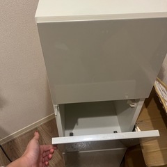 収納キャビネットの画像