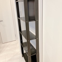 キッチン台とレンジ台と棚の画像