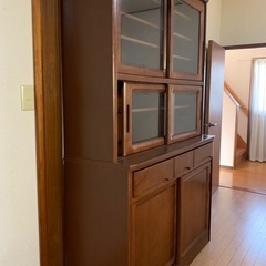 差し上げます　食器棚　25日までの画像