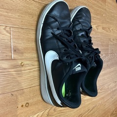 スニーカー2足の画像