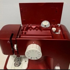 NUETTA コンパクトミシン レッド 家庭用ミシン NUE-1 R 動作確認済みの画像