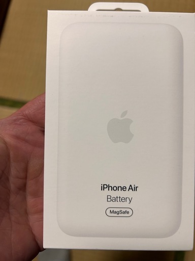 美品開封済
iPhone Air MagSafeバッテリー