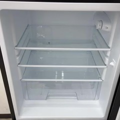 冷蔵庫【配達無料お届け設置出来ます💫都内近郊🚚】🌟2025年新品購入品🌟142ℓ容量❄️冷凍室❄️引出し式✨除菌クリーニング済の極美品✨他にも冷蔵庫.洗濯機.電子レンジ.オーブン電子レンジ.炊飯器.テーブル&椅子.机&チェアー.ベット&マットレス.ドレッサーなど多種多様な美品が有ります✨お気軽にお問い合わせ下さい💫の画像
