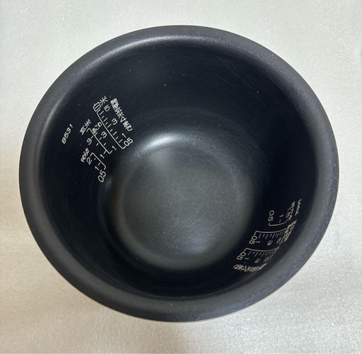 ZOJIRUSHI 象印　圧力IH炊飯器 NW-JB10 ブラウン