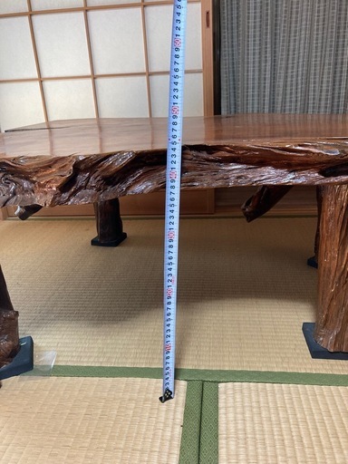天然木（松）を使った座卓
