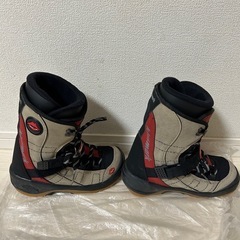 スノーボードブーツの画像