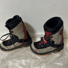 スノーボードブーツの画像
