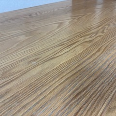 4人掛けダイニングテーブルの画像