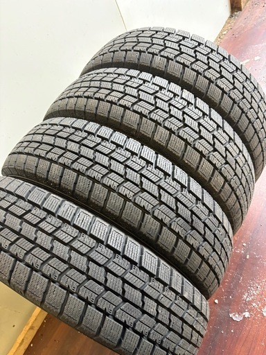 イボ付き❗️155/65/14冬グットイヤー