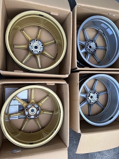 ばら売り可！！AVS Model7（モデル7） 18インチ 8J +38 引き取り希望(大分)