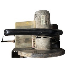 新ダイワ工業株式会社 Shindaiwa（新ダイワ）製 307mmチップソーカッター「LA305」の画像