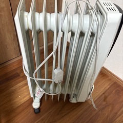 DeLonghi デロンギ デジタルラジエーター オイルヒーター ECO機能付き 動作確認済みの画像