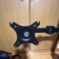モニターアーム 4画面対応 マルチディスプレイ　　の画像