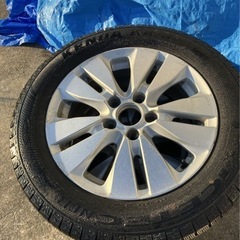 ホンダ　RKステップワゴン　純正ホイール　バリ溝スタッドレス付き　2017年製　205/60R16 ケンダ　KR36の画像