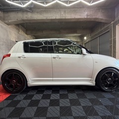 スイフトスポーツ5速MT 外装パールホワイトオールペン　カーローン6〜84払い　他社さんでお断りされた方もご相談ください❗️の画像