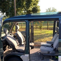 5MT 4WD 回転対座シート サンサンルーフ スーパーチャージャーサンバー ディアスⅡの画像