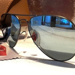 【極美品A】Ray-Ban レイバン サングラス 芸能人着用モデル AVIATOR 人気モデル　参考価格：最安値20,580円 1点のみの画像