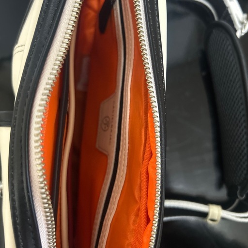 カステルバジヤック　ショルダーバック 新品未使用！