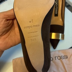 Sergio Rossisr1ダークブラウン ゴールド34 1/2の画像