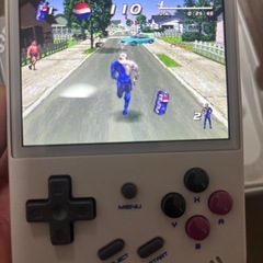 RG35XX ポータブルゲーム機（レトロゲーム対応）の画像