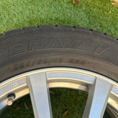 スタッドレスタイヤ225/60Ｒ17 ホイール付き４本セットの画像