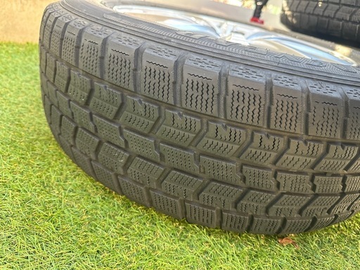 スタッドレスタイヤ225/60Ｒ17 ホイール付き４本セット