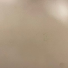 引き出し付きのデスクの画像