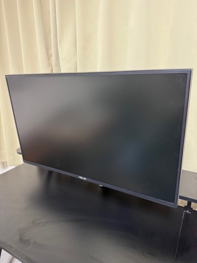 『2月15日まで！』
ゲーミングデスク、液晶、液晶押さえセット