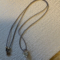 ハートのヴィンテージガラスのネックレスの画像