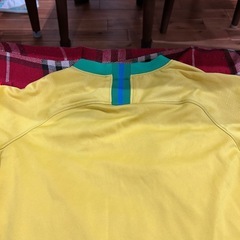 子供用サッカーウェアブラジル代表モデルの画像