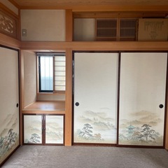 【ドライバー兼 手元作業スタッフ募集】  仙台店と登米店同時募集！　襖・障子・網戸の張り替え／未経験歓迎／年齢不問  当方は、襖・障子・網戸の張り替えを行っている一人親方です。 現場数増加につき、運転と簡単な手元作業を手伝っていただける方を募集します。の画像