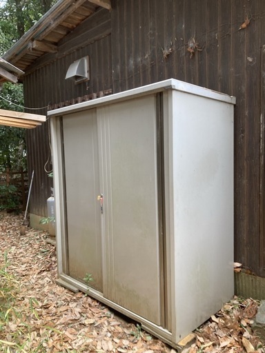 早い物勝ち‼️美品　タクボ　物置　鍵あります1900✖️1700✖️900