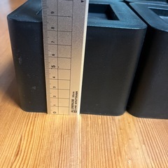 15個3000円。テーブルの高さ調整用の台　約8.5cm高くなります。の画像