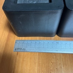 15個3000円。テーブルの高さ調整用の台　約8.5cm高くなります。の画像