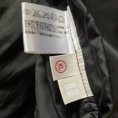 ⭕️ユニクロ★黒のジャンバー★リバーシブルの画像