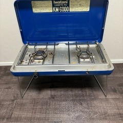 キャンプ用二口ガスコンロの画像