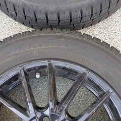 15インチ　
クロスビー　スタッドレスタイヤ　ホイールセット（ナット付）　４本の画像