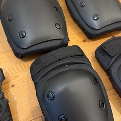 ロゴ無し　大人用 プロテクターセットの画像