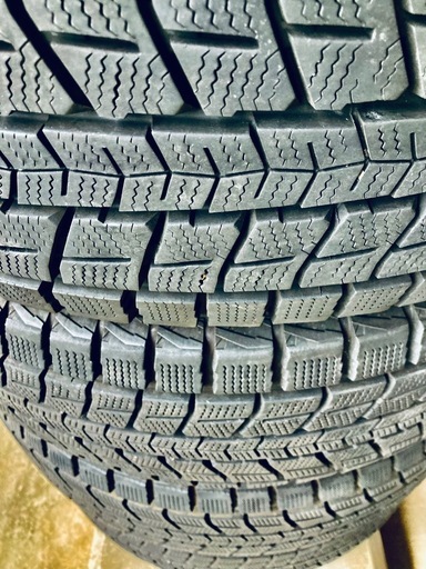 【早い者勝ち】DUNLOP ウインターマックス スタッドレス 18インチ 4本セット｜バリ山・格安