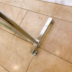 ハンガーラック 伸縮式　の画像