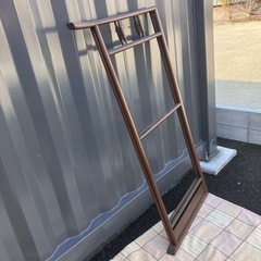 早い者勝ち　衣紋掛けの画像