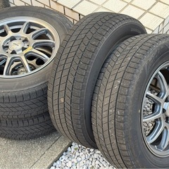 トヨタ50プリウススタットレスタイヤブリザックの画像