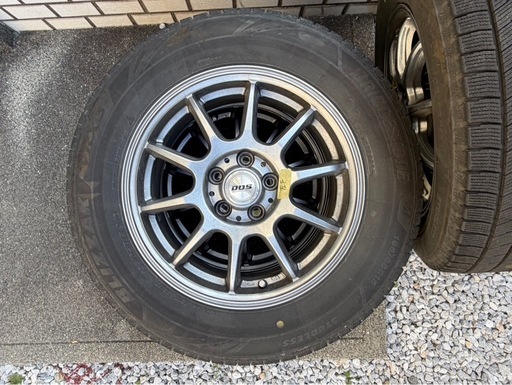 トヨタ50プリウススタットレスタイヤブリザック