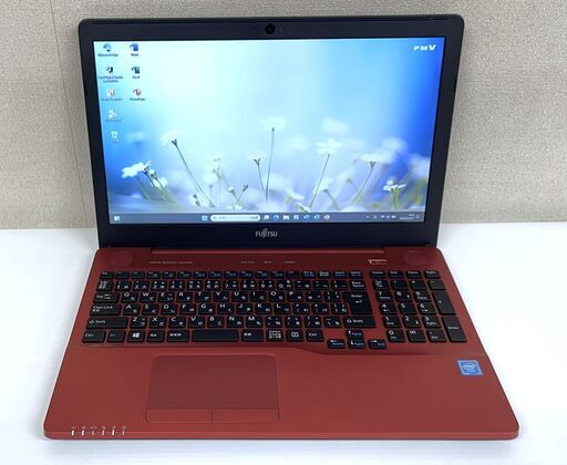 美品　富士通　LIFEBOOK　15.6インチ　DualCore　8GB　新品SSD256GB　Bluetooth　Office2024