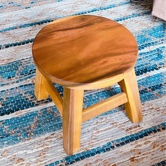 スツール/ウッドスツール/椅子/ロータイプ/木製の画像